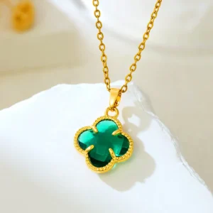 Four leaf clover necklace | stainless steel and color guaranteed