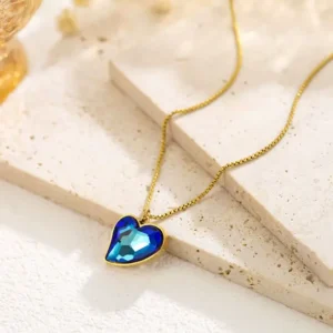 Zircon blue heart necklace | stainless steel and color guaranteed