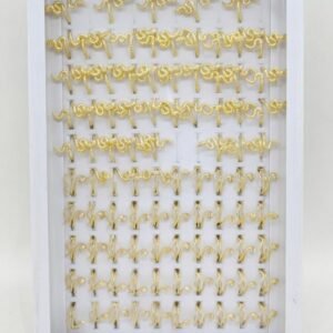 various gold-plated fashion rings.y)1P