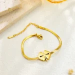 Luxurious Four leaf clover bracelet | stainless steel and color guaranteed