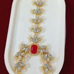 traditional maang tikka,