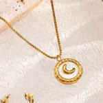 White shell moon necklace | stainless steel and color guaranteed