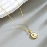 Rose white drip necklace | stainless steel and color guaranteed