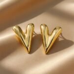 V-shaped gold heart studs, earrings