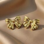gold bow earrings