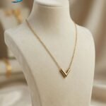 V Necklace